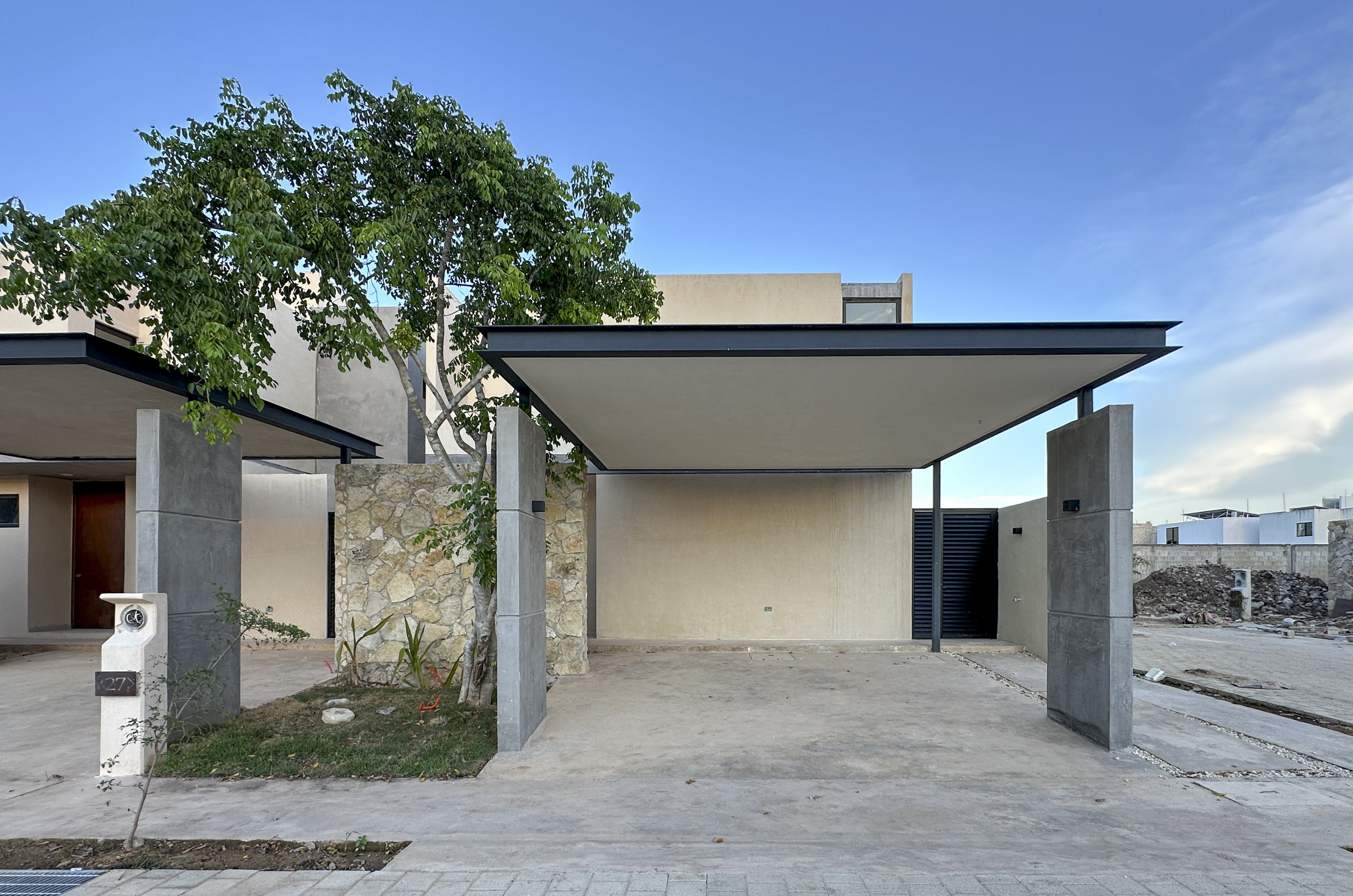 2002-Casa-en-renta-en-Naia-Residencial-Conkal-con-recámara-en-planta-baja- 27 (2).jpg